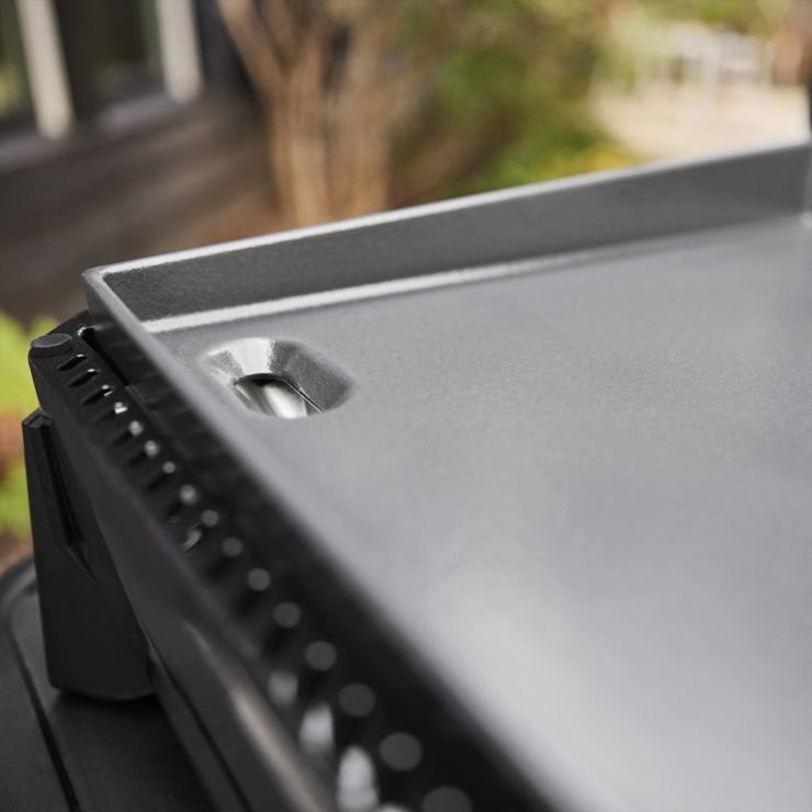 Weber Slate Plancha GPSB 76cm Premium, inklusive Grillplatten-Zubehörset – Bild 7
