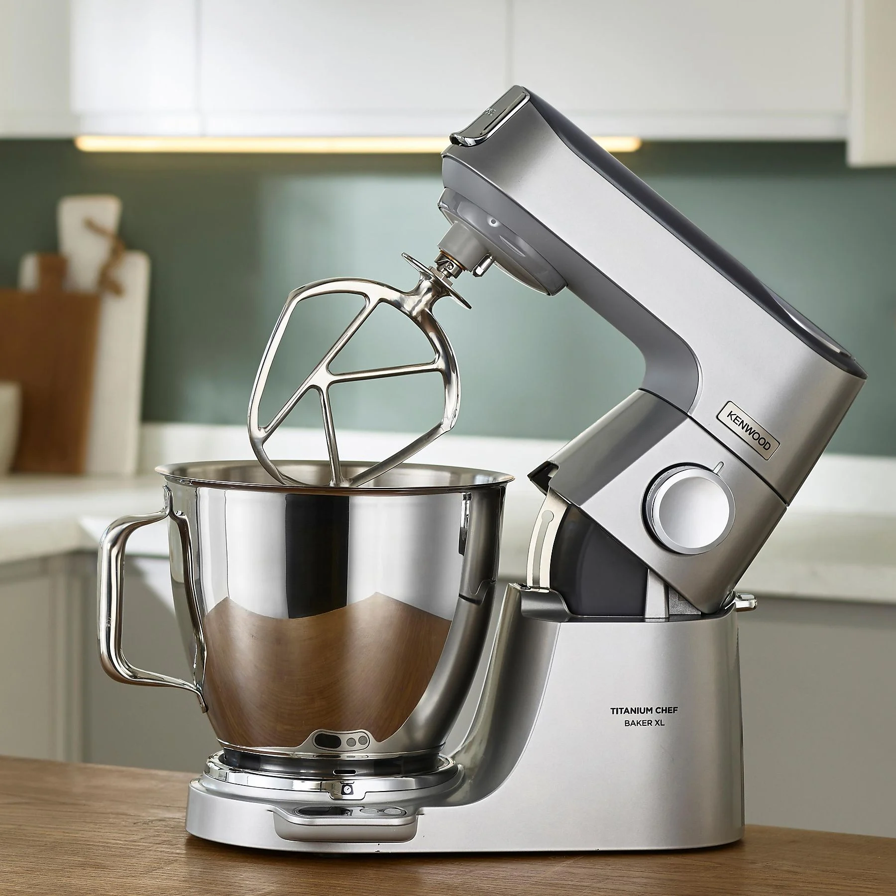 KENWOOD Titanium Chef Baker XL KVL85.004SI mit integrierter Waage, Patisserie-Set und 2 Rührschüsseln Küchenmaschine Silber – Bild 5