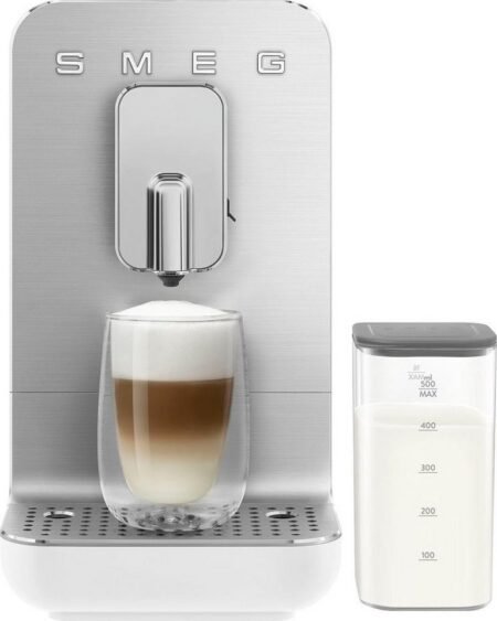 Smeg Kaffeevollautomat BCC13WHMEU inkl. Milchbehälter - Personalisierter Kaffeegenuss auf Knopfdruck
