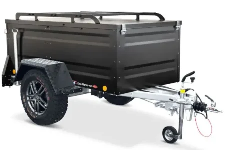 TPV Kofferanhänger KT EB2 Offroad schwarz pulverbeschichtet gebremst 1000 kg mit Radstoßdämpfern